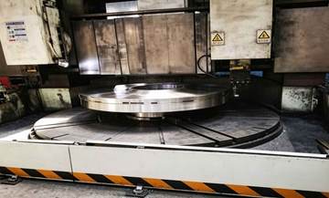 Verticalee lathe machining